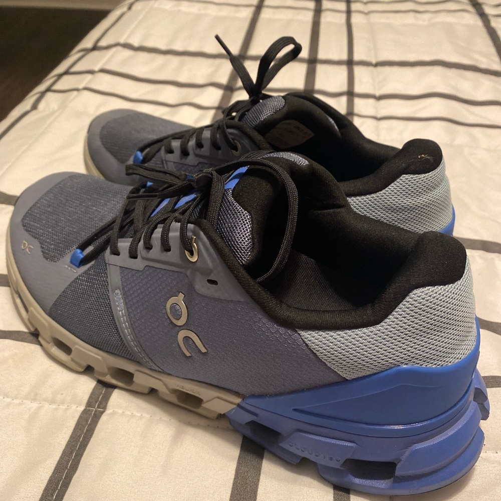 Oncloud cloud flyer shoes